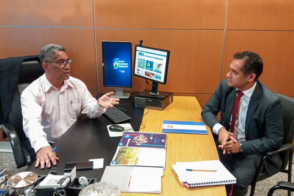 Ministério Público discute demandas da rede estadual de ensino com a Secretaria de Educação