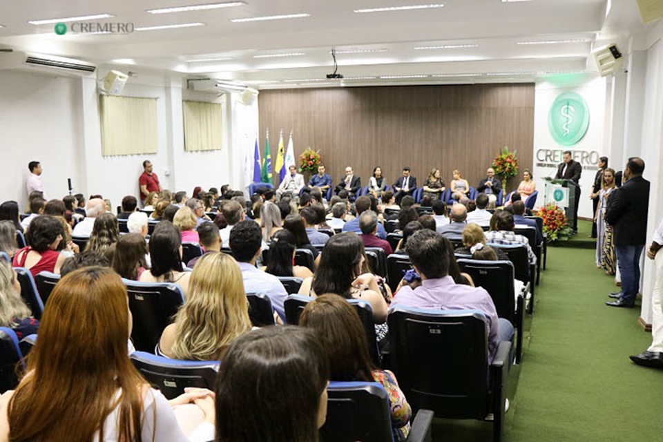 CREMERO: Rondônia forma mais 29 novos médicos especialistas