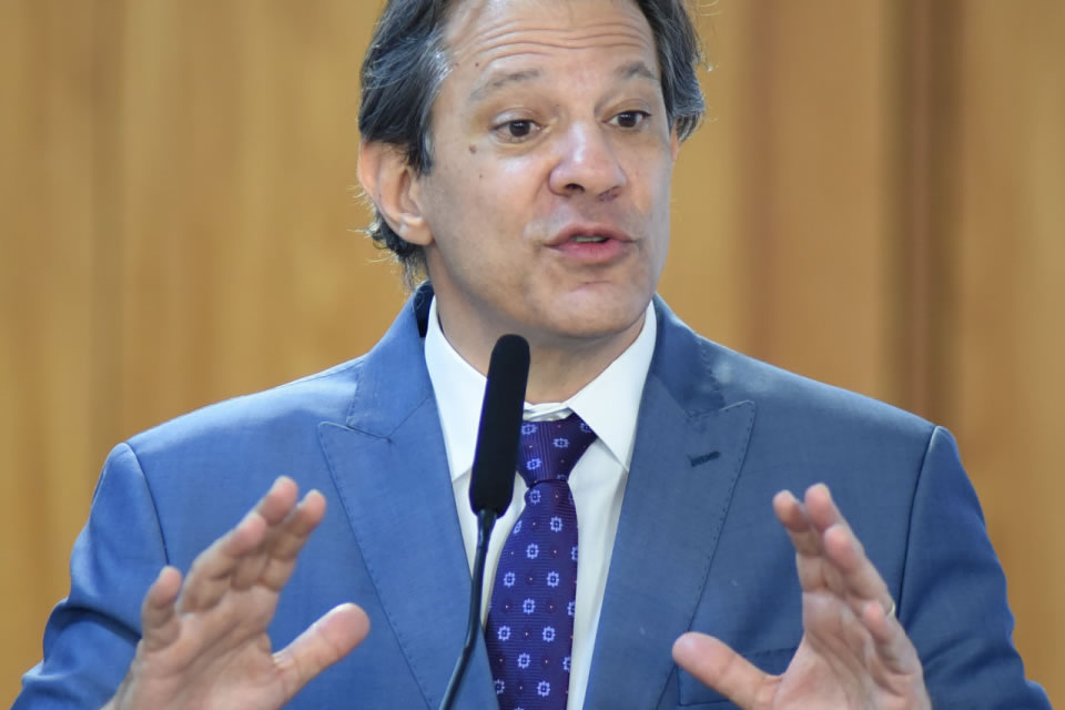 Promessa de Haddad de alternativa a desoneração não deve impedir derrubada de veto