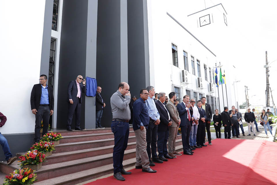 Prédio do Relógio abriga oficialmente a Prefeitura de Porto Velho