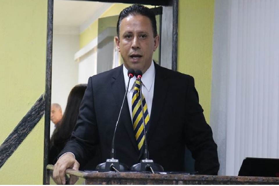 Prefeito Hildon Chaves lamenta falecimento do vereador Edésio Fernandes