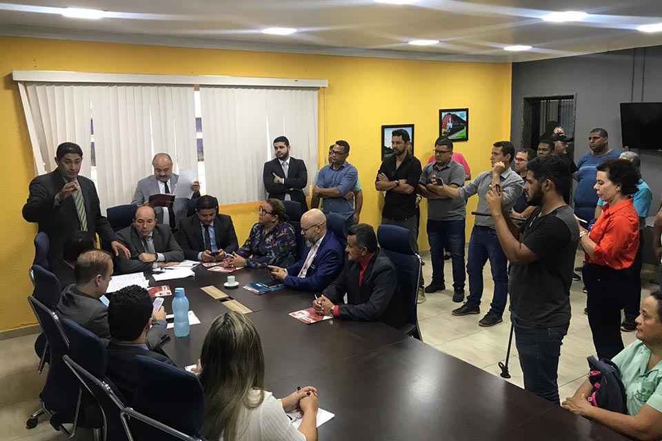 Consórcio SIM ameaça demitir cobradores e deixar motoristas acumulando funções