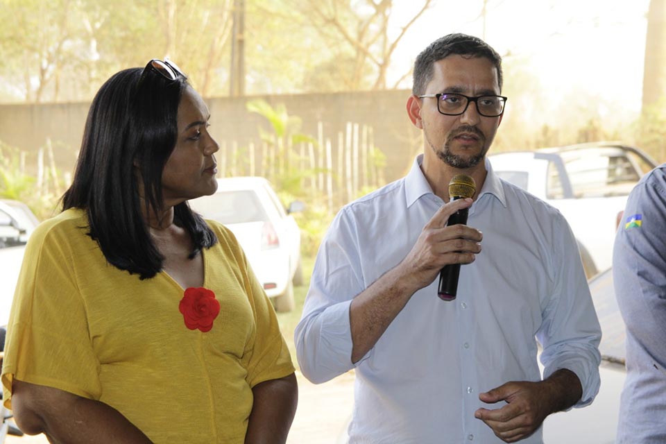 Anderson Pereira debate com moradores da Colônia Viçosa melhorias para a comunidade