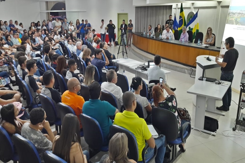 Arquitetos curitibanos apresentam método de trabalho e dão prévia de projetos que serão realizados