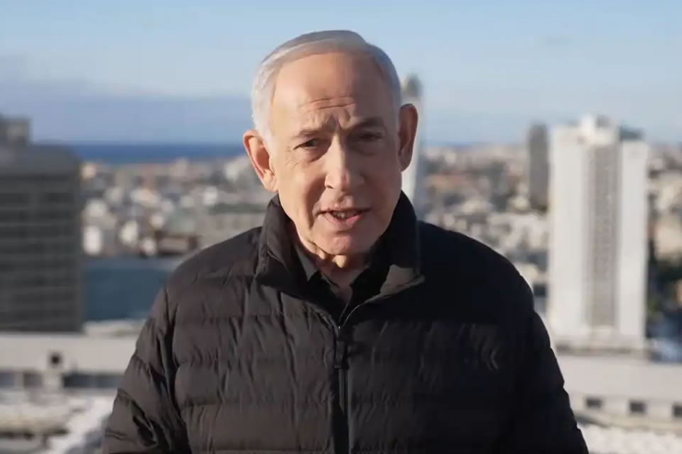 Netanyahu afirma que ofensiva contra o Irã será intensificada