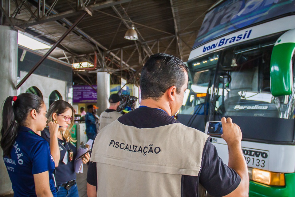 Agero faz operação em terminais rodoviários e áreas de fronteira para conter a Covid-19
