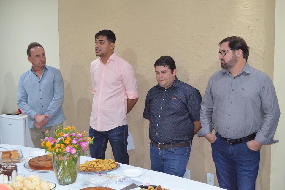 Deputado Expedito Netto visita Rolim e é recepcionado pelo prefeito Luizão do Trento