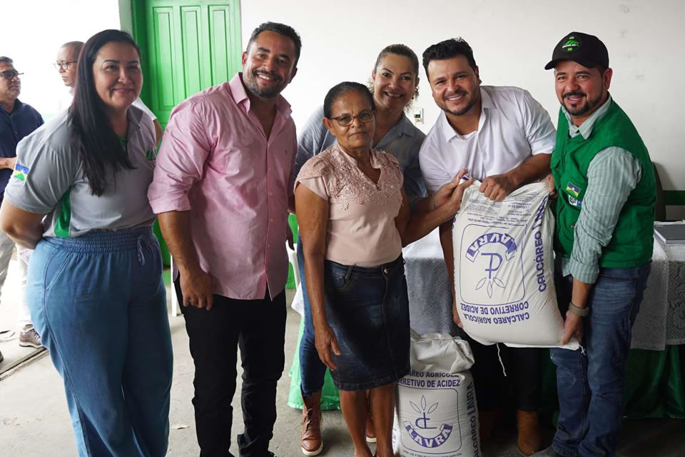 Marcelo Cruz fortalece agricultura familiar de Ji-Paraná com 120 toneladas de calcário para produtores rurais