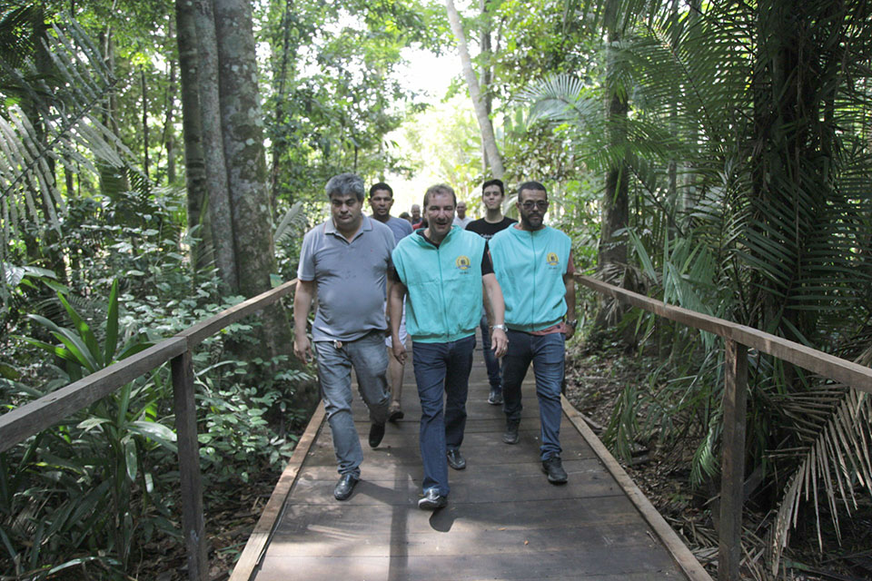 Prefeitura oferece trilha para pais e filhos no Parque Natural