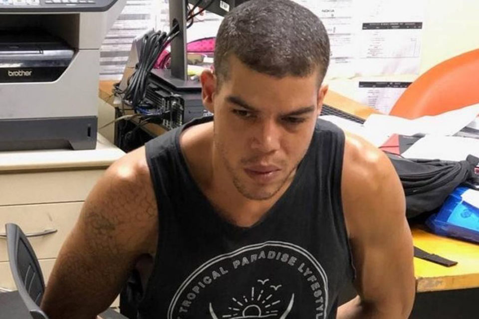 Lutador é preso após matar homem e postar foto nas redes sociais
