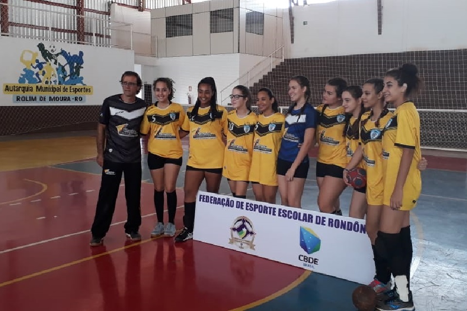 Rolim de Moura sediou seletiva estadual escolar de handebol