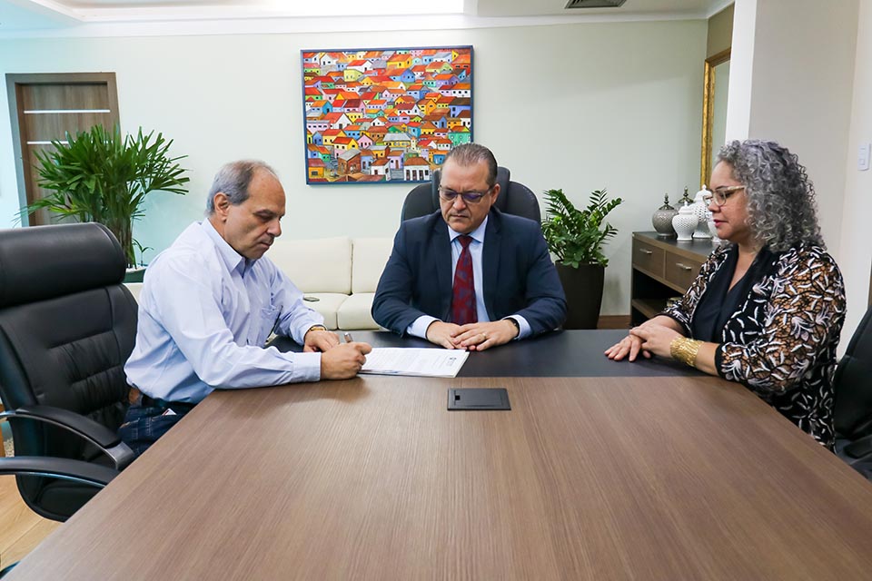 Ministério Público e Polícia Civil celebram Acordo de Cooperação para desenvolvimento de sistemas de tecnologia