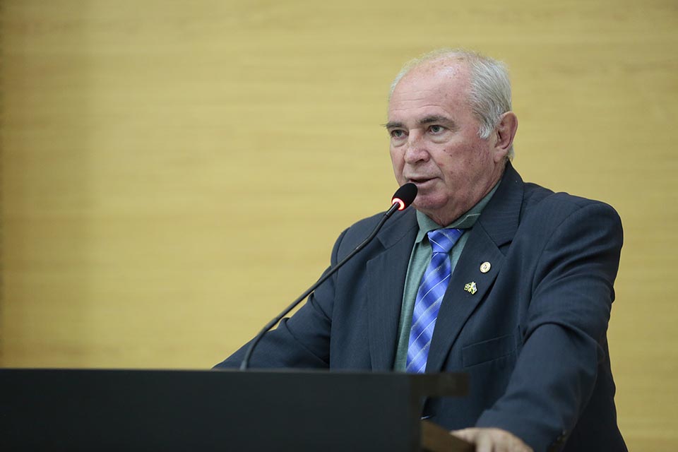 Lebrão pede construção de uma pista de teste veicular em Nova Brasilândia