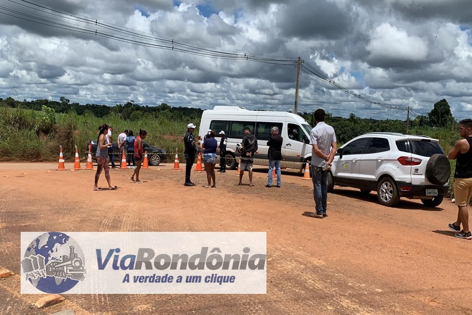 Clima é de tensão na parte externa do Urso Branco