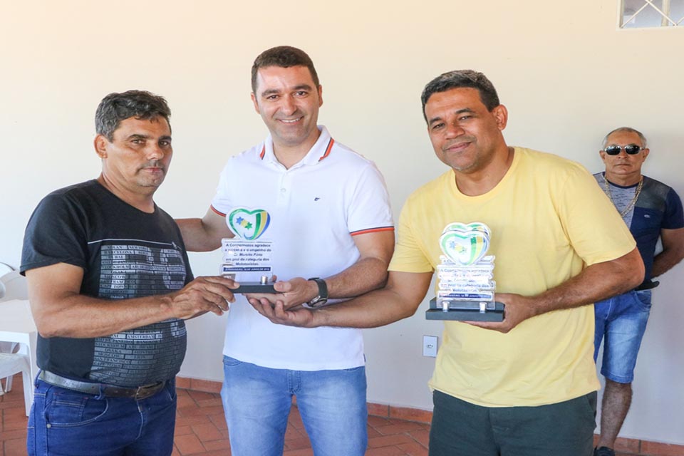 JI-PARANÁ: Mototaxistas reconhecem trabalho do prefeito em prol da categoria