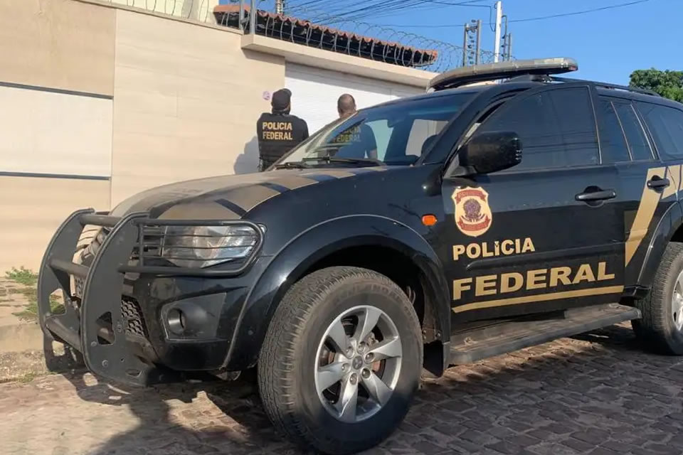 Polícia Federal combate esquema de crimes financeiros no Rio