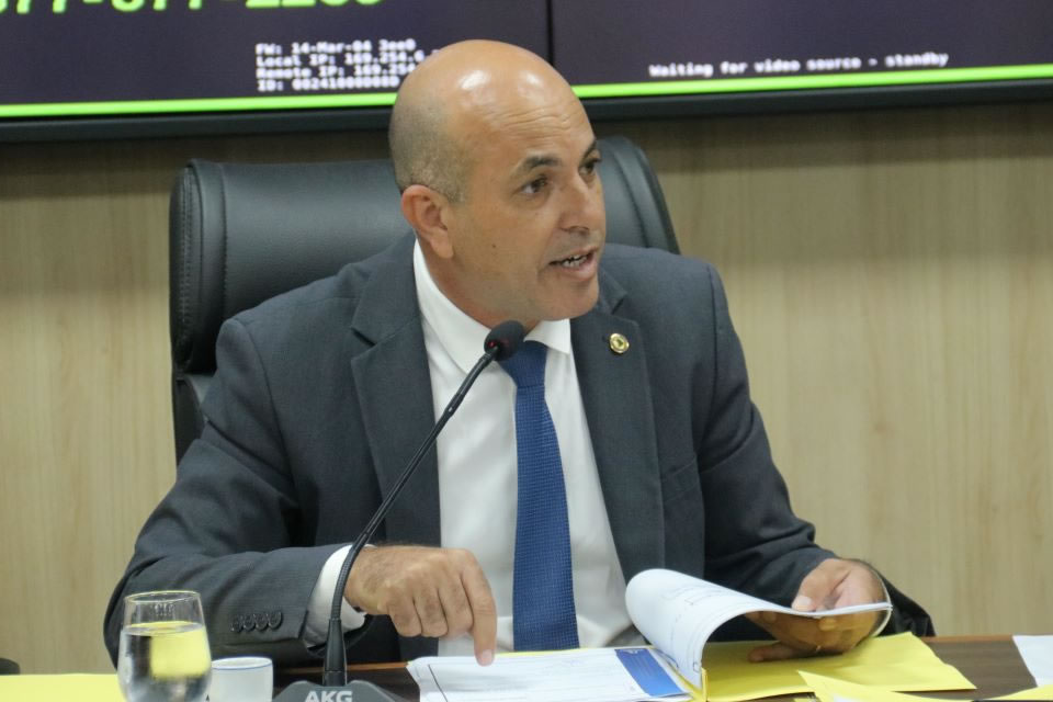 Espigão do Oeste: após solicitação de Ismael Crispin, DER confirma manutenção na Rodovia Lúcia Tereza