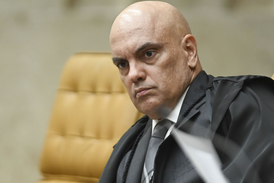 Moraes vê má-fé e nega pedido do X; Musk diz que ministro possui Lula na coleira