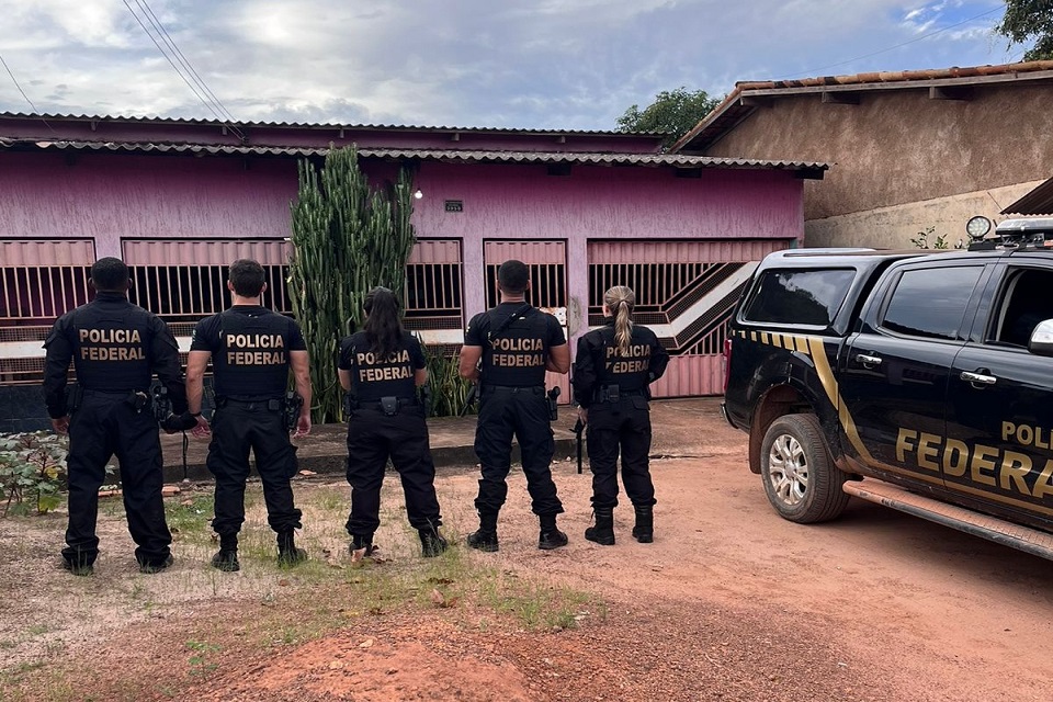 PF faz operação contra traficantes de Rondônia e São Paulo que levavam droga em cegonha