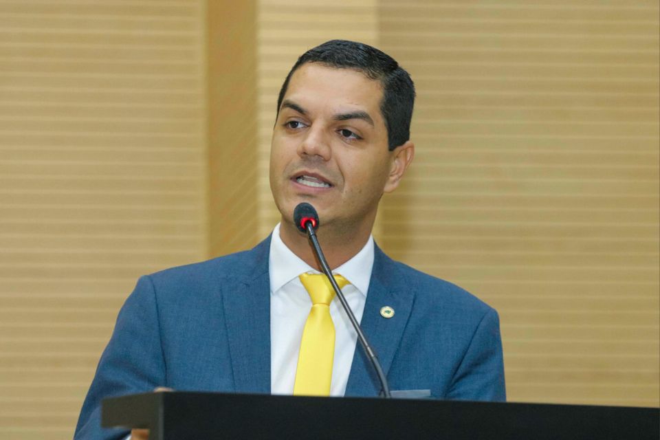 Deputado Cássio Gois é eleito 2º Secretário da Mesa Diretora da ALE para o biênio 2025/2026