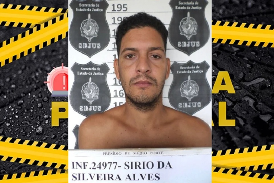 A Polícia teria recebido informações que três indivíduos foram vistos arrastando uma pessoa amarrada para o local