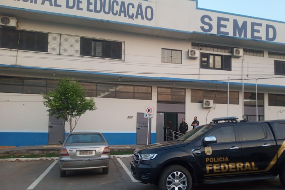 PF realiza operação contra fraude em licitação de transporte escolar em Ji-Paraná