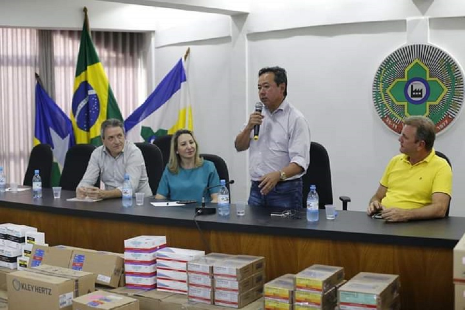 Eduardo Japonês consegue mais R$ 2,45 mi de emenda de Jaqueline Cassol para Hospital Regional