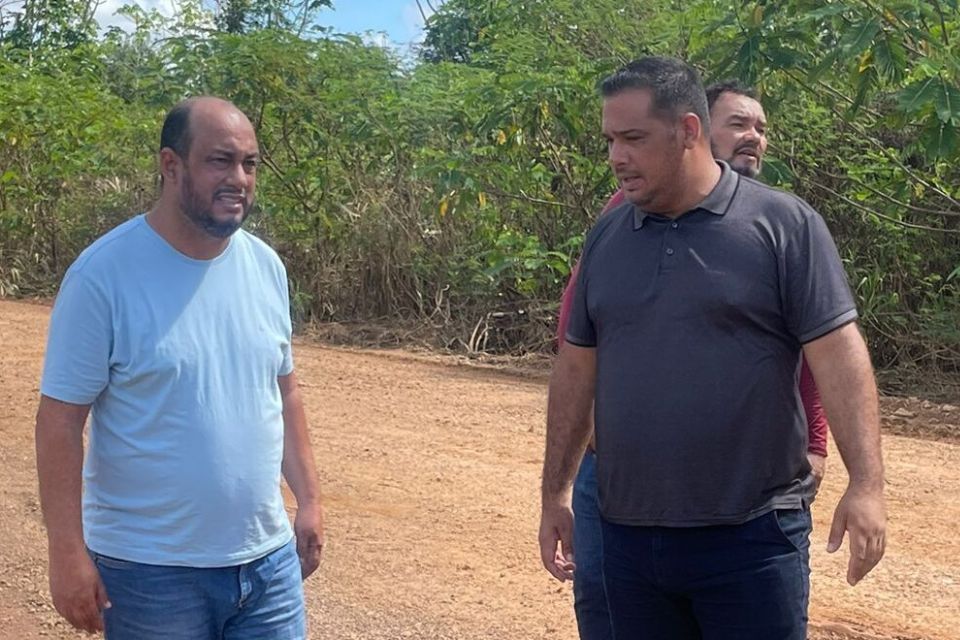 Vereador Wanoel Martins e equipe da Semagric realizam visita técnica para avaliar condições das estradas vicinais de Porto Velho