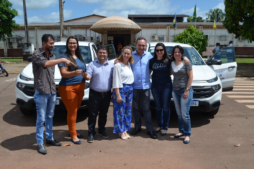 Saúde de Rolim de Moura é contemplada com duas camionetes