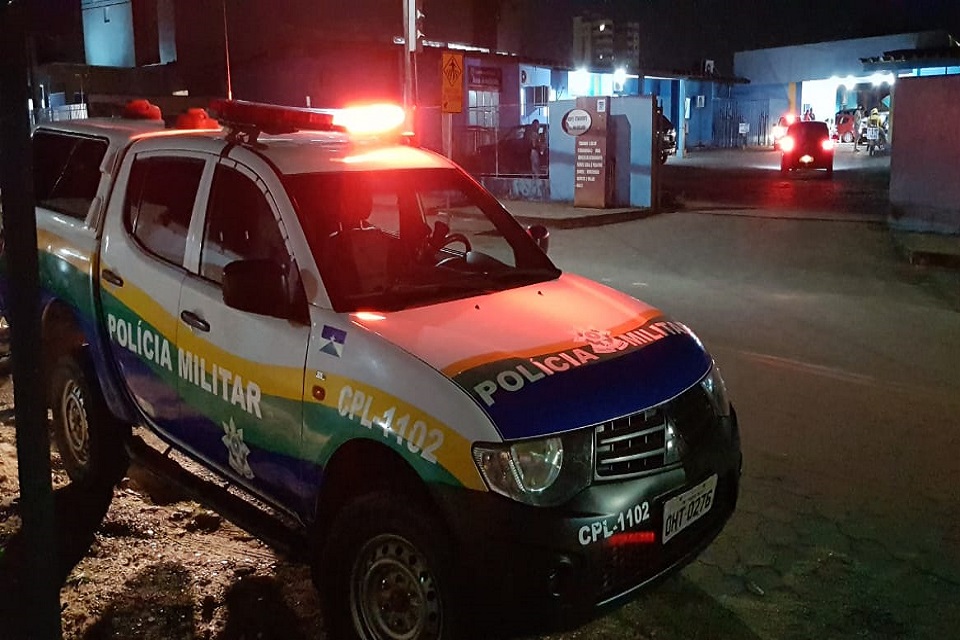 Jovem é socorrido às pressas após ser baleado com tiro na cabeça em Porto Velho