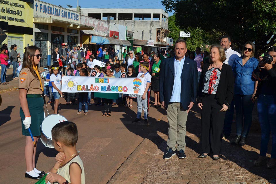 Escolas municipais celebram 36 anos de Rolim de Moura com diversas atividades 