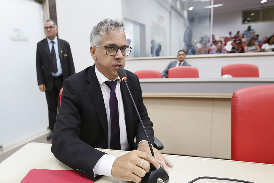 Geraldo da Rondônia indica cedência de terreno à Prefeitura de Jaru