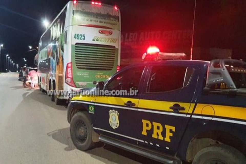Mulher envolvida no roubo de R$ 100 mil é presa em Ônibus com R$ 30 mil