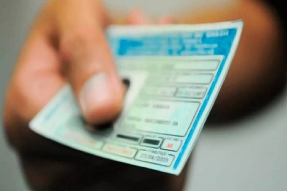  Câmara aumenta validade da Carteira Nacional de Habilitação para 10 anos