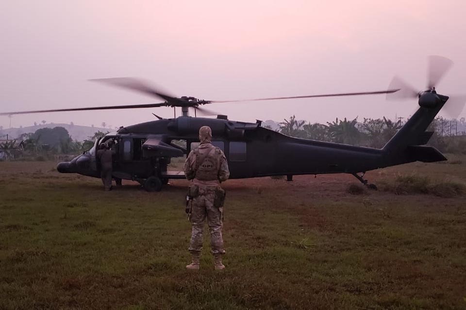 OPERAÇÃO CONJUNTA: Ação da PF prende 8 indivíduos em flagrante