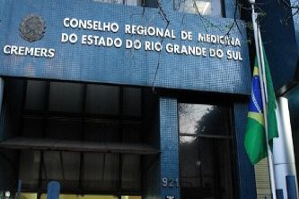 Conselho Regional de Medicina gaúcho apura emissão de diploma ´inválido´ a médico pela Unir 