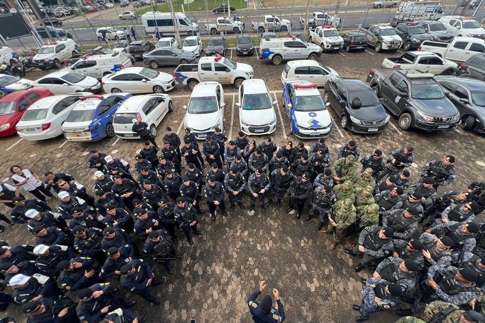 Polícia Militar realiza operação “Aliança pela Vida, Moradia Segura II” no residencial Orgulho do Madeira com prisões e apreensões de armas e drogas 