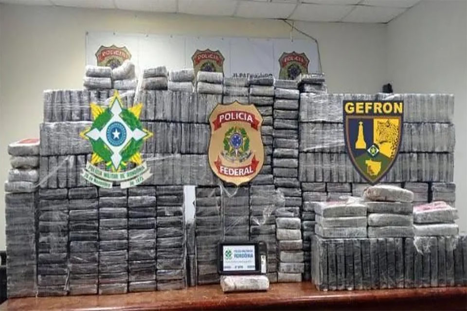 Operação conjunta com ações da Polícia Militar de Rondônia apreendeu quase 400 Kg de cocaína