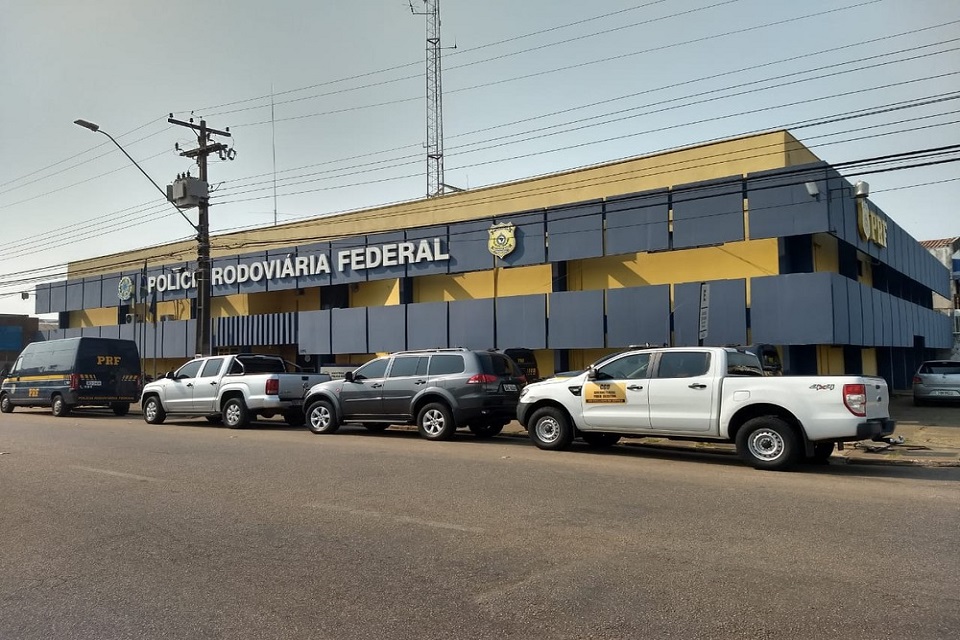 Polícia Rodoviária Federal emite nota sobre Operação PARE E SIGA que afastou superintendente em RO
