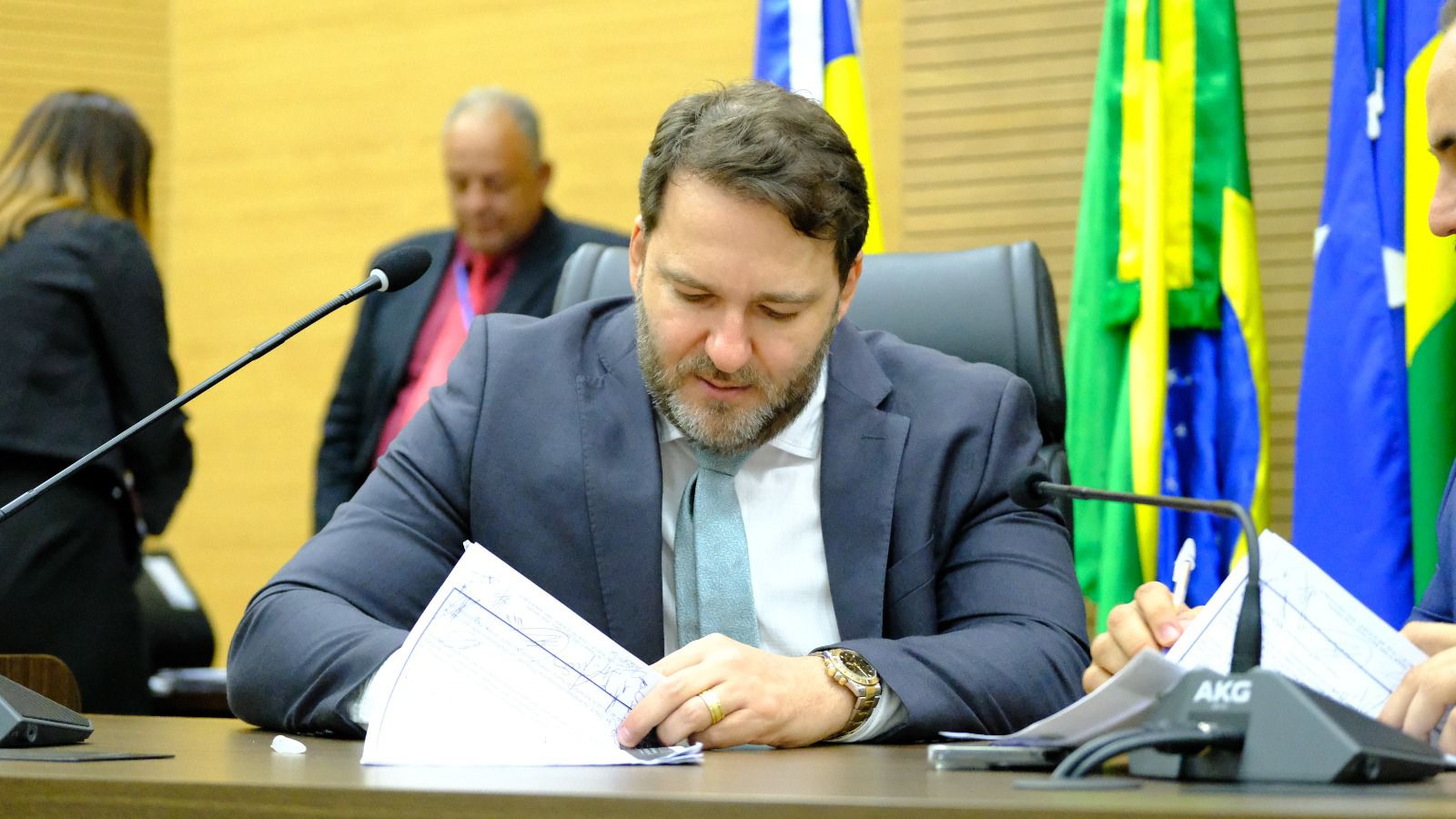Deputado Alex Redano indica asfaltamento de cabeceiras de pontes na RO-257