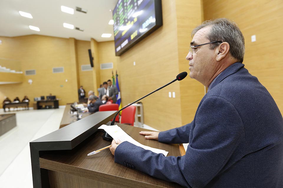 Deputado Chiquinho homenageia Emater pelos 48 anos de fundação