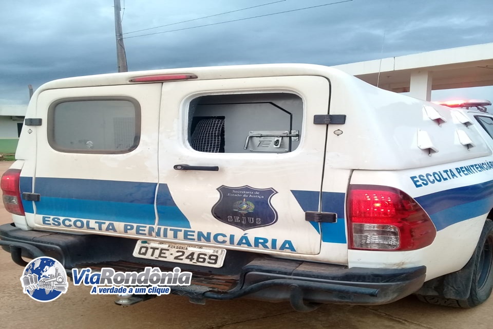 Apenados pulam de carro da Sejus em movimento e acabam fugindo