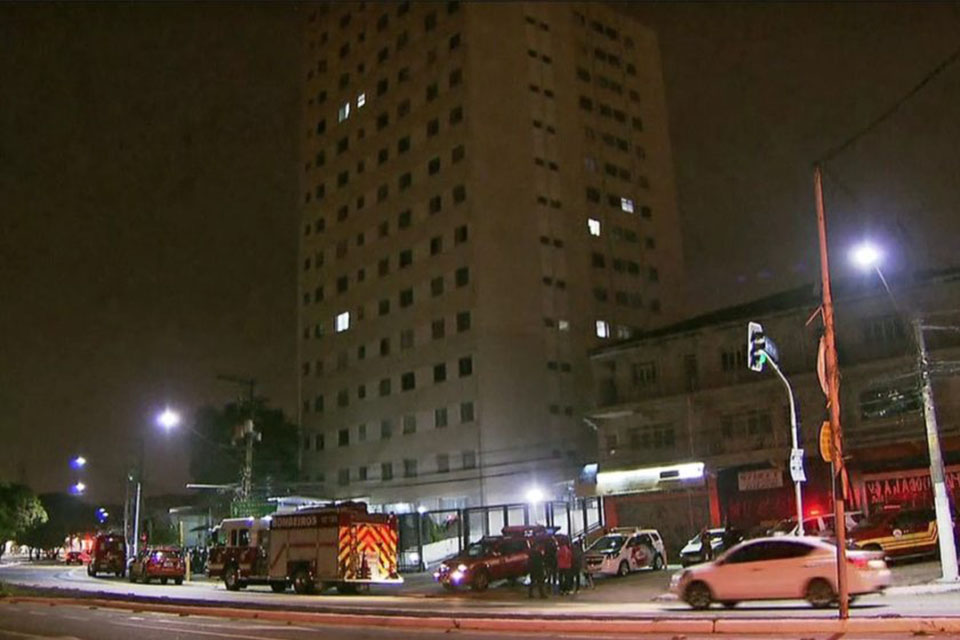 Mãe é suspeita de jogar a filha de 4 anos do 5º andar em São Paulo