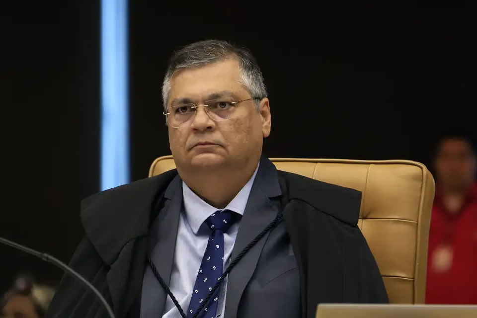 STF analisa amanhã decisão de Dino sobre emendas parlamentares