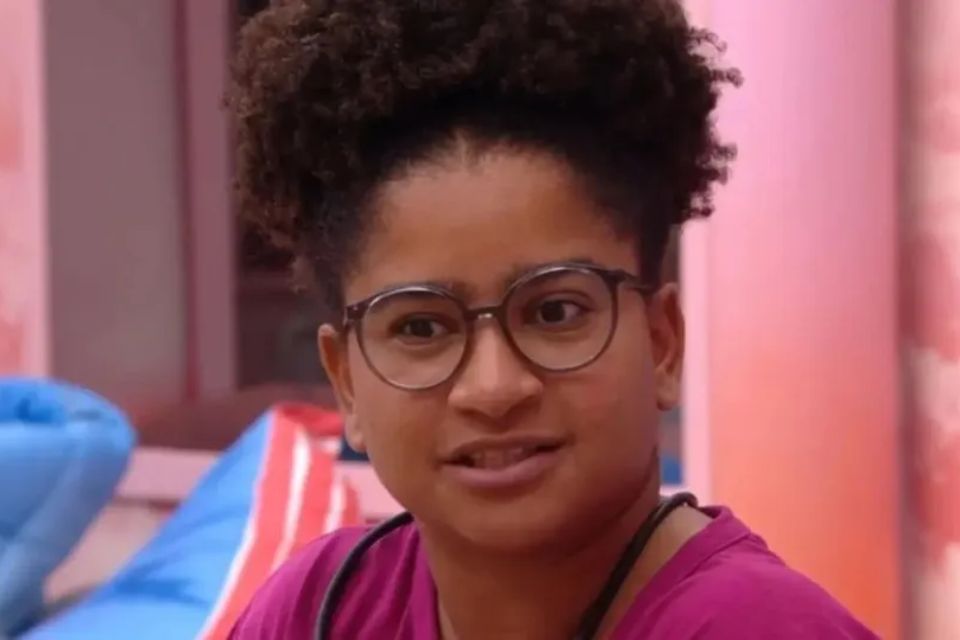 Acho que eles pegam os mais odiados, atesta Milena sobre seletivas do BBB 26