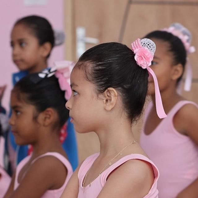 Prefeitura oferece aula de ballet gratuita na zona Leste de Porto Velho
