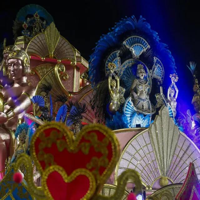 Rosas de Ouro é a grande campeã do carnaval de São Paulo