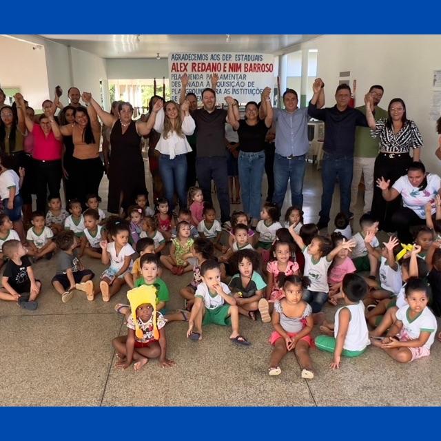 Presidente Alex Redano entrega playgrounds para escolas e creches de Ariquemes