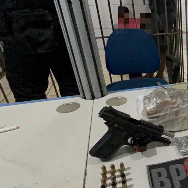 Quadrilha é presa com drogas e arma depois de trocar tiros com a Polícia