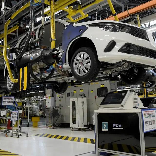 Indústria cai 0,5% em maio e recua pelo segundo mês seguido